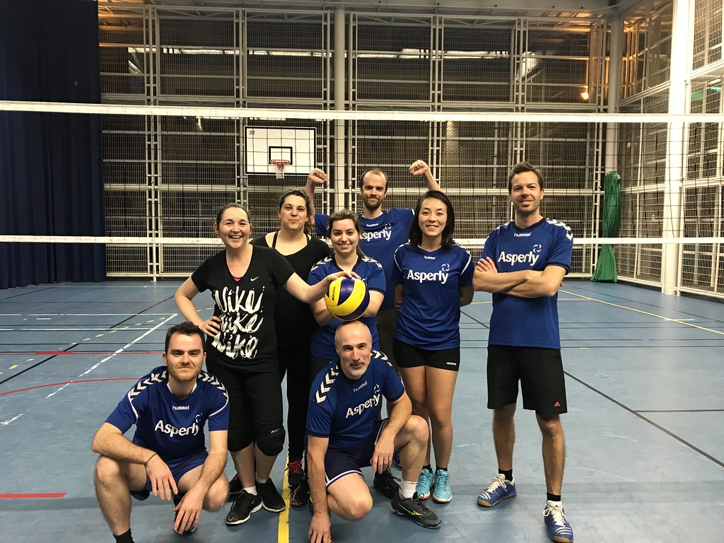 Des amis, du volley, une équipe